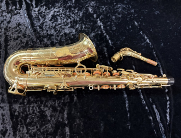 Photo Yanagisawa AWO1 Pro Model Alto Sax at a Great Price - Serial # 00389896